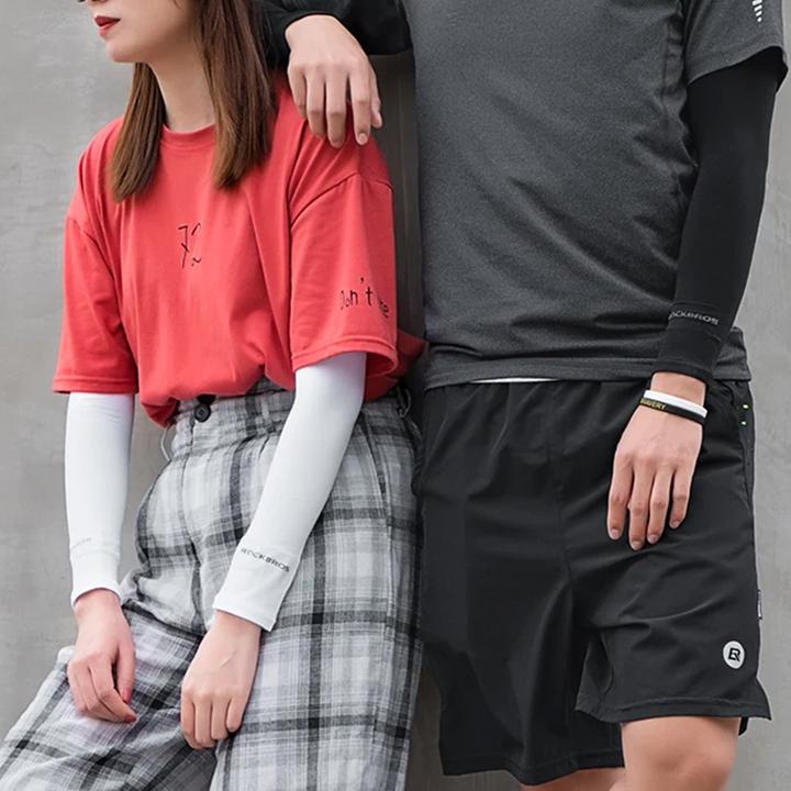 Actual product image Rockbros XT9002BK cycling sleeves - black (2 pcs.)