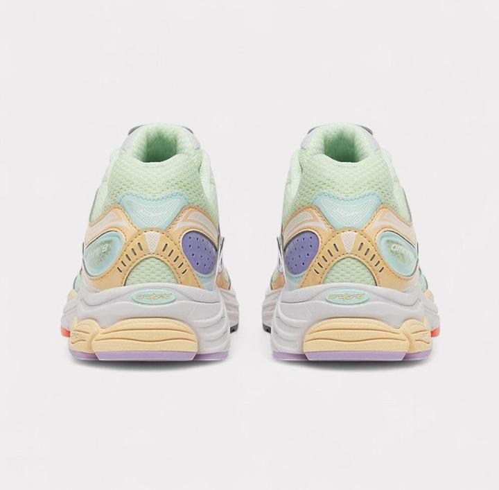 Actual product image Saucony Progrid Omni 9 (41)