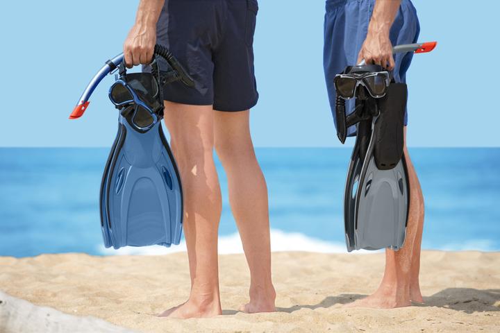 Actual product image Bestway Hydro-Pro BlackSea Snorkel & Fin Set, Adult, Half face mask, Tempered glass, Assorted colour