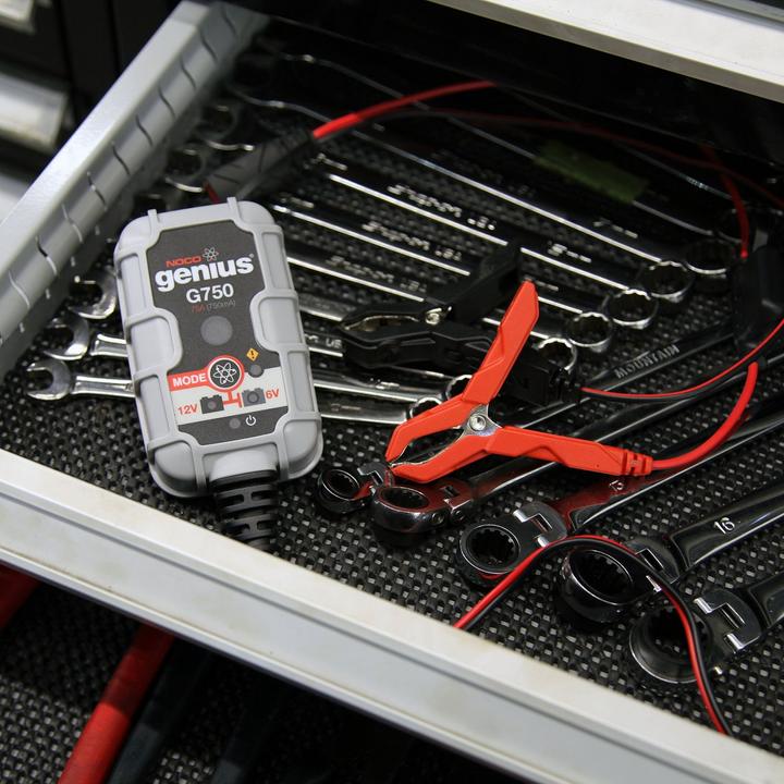 Produktbild Noco Smart Charger G750EU (12V, 6V, 0.75 A)