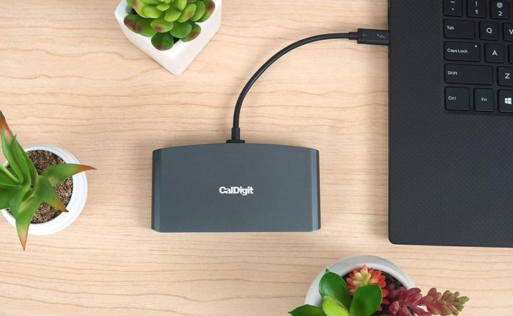 Actual product image CalDigit Mini Dock Dual (Thunderbolt, USB-A, 3 ports)