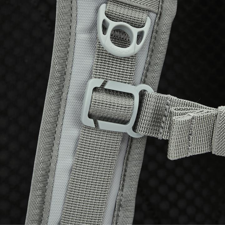 Actual product image Pacsafe V 24L Aktiv Rucksack digital grau (24 l)
