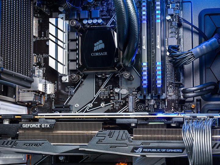 Actual product image Joule Performance Gaming PC Aim 1 (250 GB, 16 GB, Intel Core i7-8700K, GeForce GTX 1080 Ti)