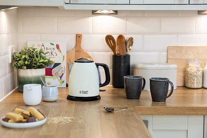 Produktbild Russell Hobbs Colours Plus+ (1 l)