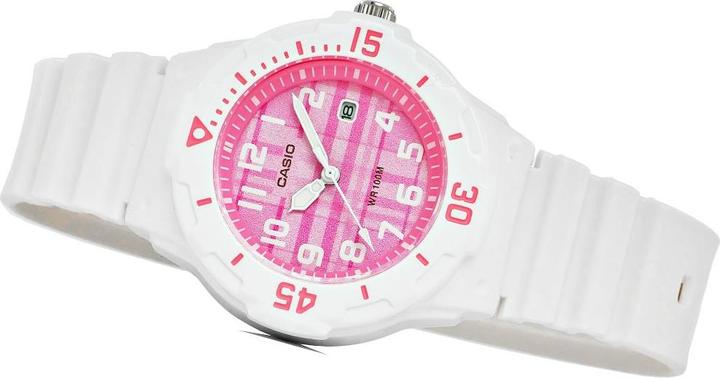 Productafbeelding Casio LRW-200H-4E2VDR (Analoog horloge)