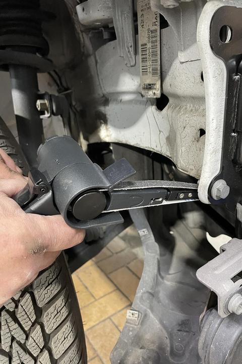 Actual product image Brilliant Tools BT160706 (Belt sanders)