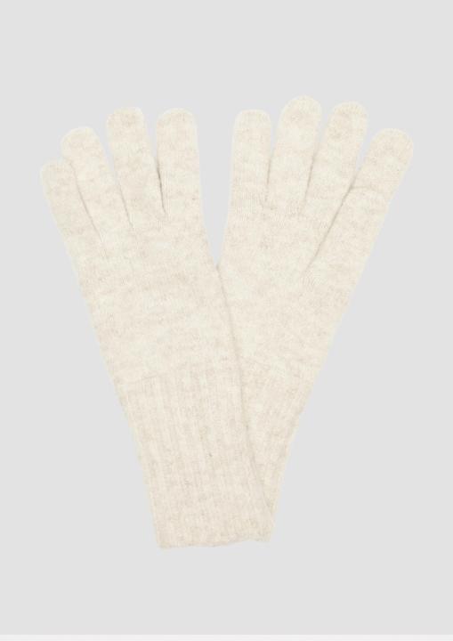 81W9 beige