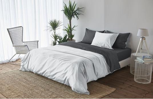 Immagine prodotto Living Home Uni Satin Doubleface (Set di biancheria da letto, 155 x 220 cm, 80 x 80 cm)