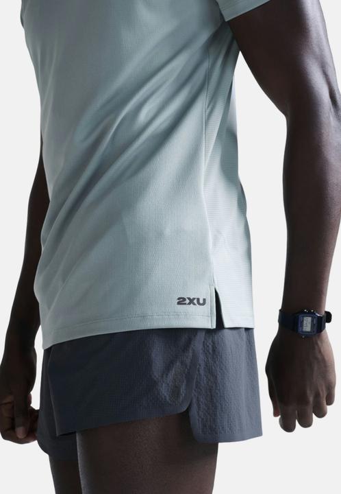 Produktbild 2XU Aero Mesh Tee (S)