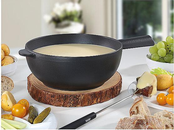 Produktbild Spring Caquelon Saas-Fee Gusseisen schwarz matt 2.0 l ø 20 cm (2 l)
