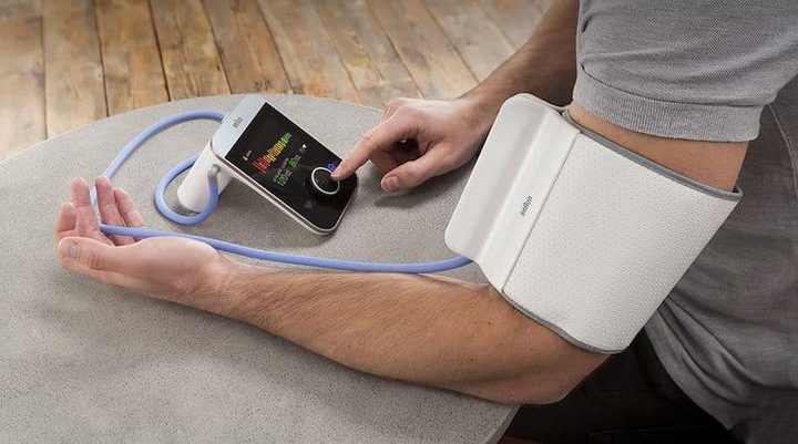 Produktbild Braun ActivScan 9 (Blutdruckmessgerät Oberarm)