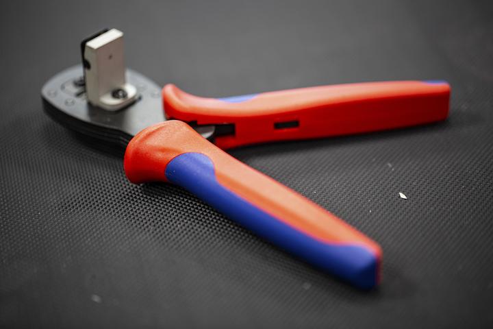 Image du produit Knipex Pince à sertir (190 mm)