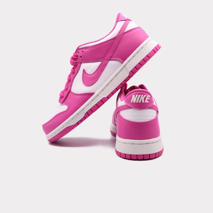 Produktbild Nike Dunk Low (38)