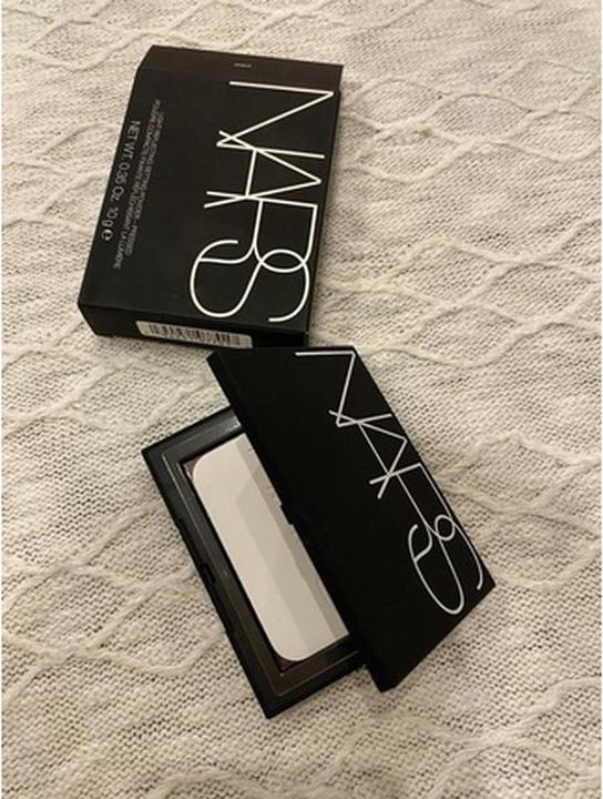 Actual product image NARS Cosmetics Light Reflecting Setting Powder (Sable)
