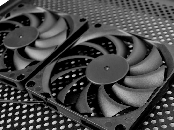 Image du produit NZXT CRYO E40 Refroidisseur variable pour ordinateur portable