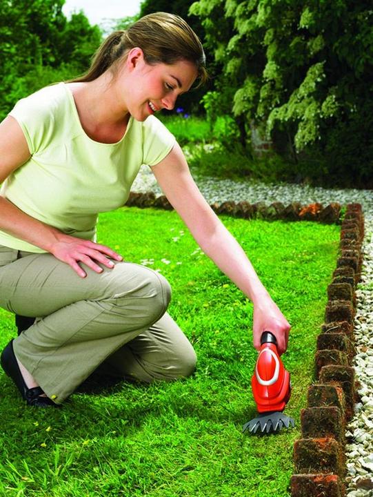 Actual product image Black & Decker Shrub and grass shears (Cordless hedgecutters)