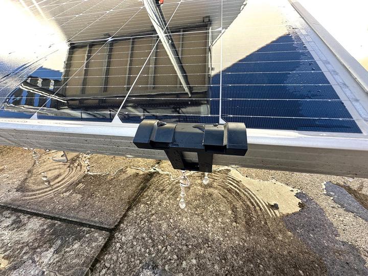 Produktbild Schwaiger Wasserabflussclips für Solarmodule 5 Stück (Solaranlage Montagematerial)