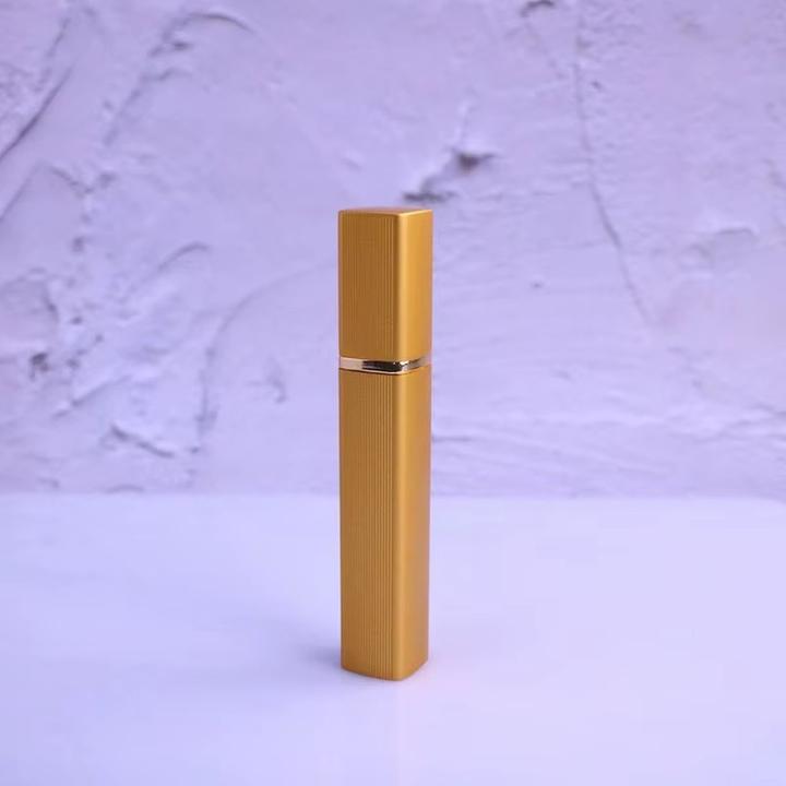 Produktbild Swissdetector Nachfüllbares Parfümzerstäuber - 12 Ml - Gold (12 ml)
