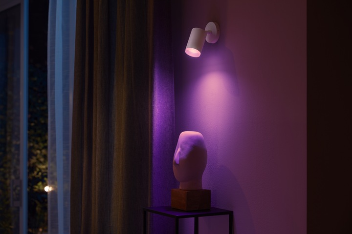 Image du produit Philips Hue Fugato Base BT (350 lm, GU10)