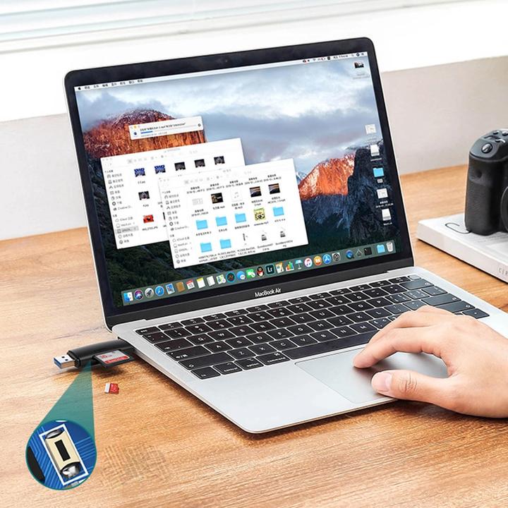 Immagine prodotto Ugreen CM304 Adattatore USB + USB-C Lettore di schede SD + microSD (nero) (USB-C)