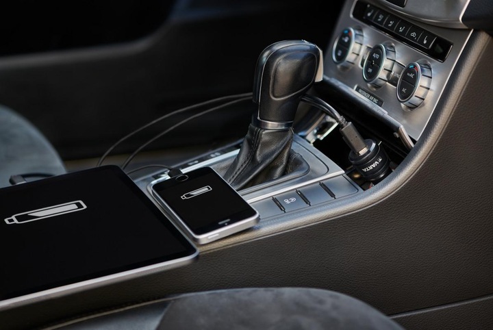 Image du produit Varta Chargeur de voiture double USB