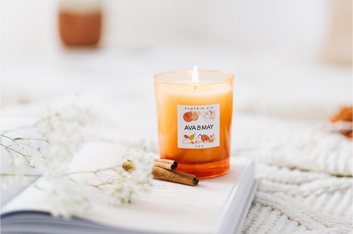 Produktbild Ava & May Duftkerze Pumpkin pie (180 g)
