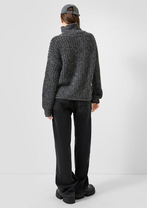 Produktbild s.Oliver Strickpullover Flauschiger Oversize-Pullover mit Rollkragen (S)