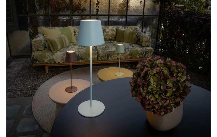Actual product image STT Motion USB Luna table lamp, Iceblue