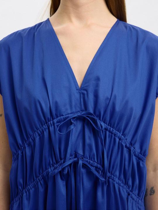 Produktbild Selected Femme Vorn gebundenes Midikleid (40)