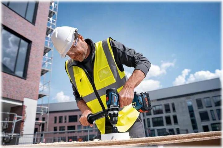 Produktbild Bosch Professional GSR 18V-150 C (Akkubetrieb)