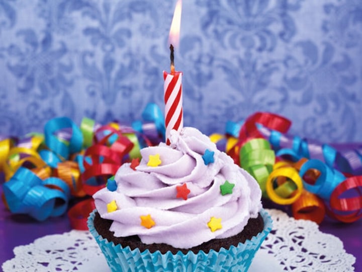 Immagine prodotto Party Candele magiche colori assortiti (12 pz.)