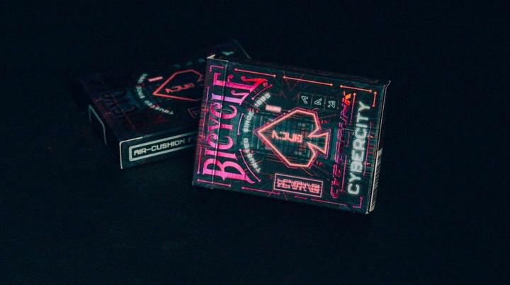 Actual product image Bicycle Supplier did not provide product name (English, 1 - 16 Players)