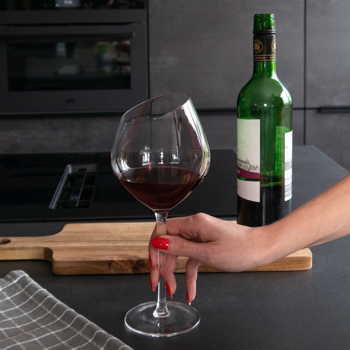 Immagine prodotto Intirilife Bicchieri da vino con un tocco di modernità (47 cl, 2 Occhiali, Bicchieri da vino bianco, Bicchieri da vino rosso, Set di bicchieri da vino)
