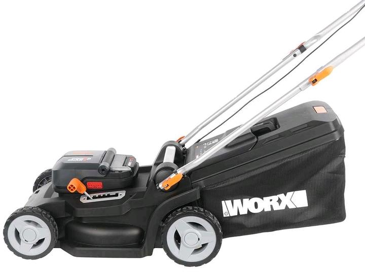 Actual product image Worx Akku-Rasenmäher WG745E (Rechargeable battery operated)