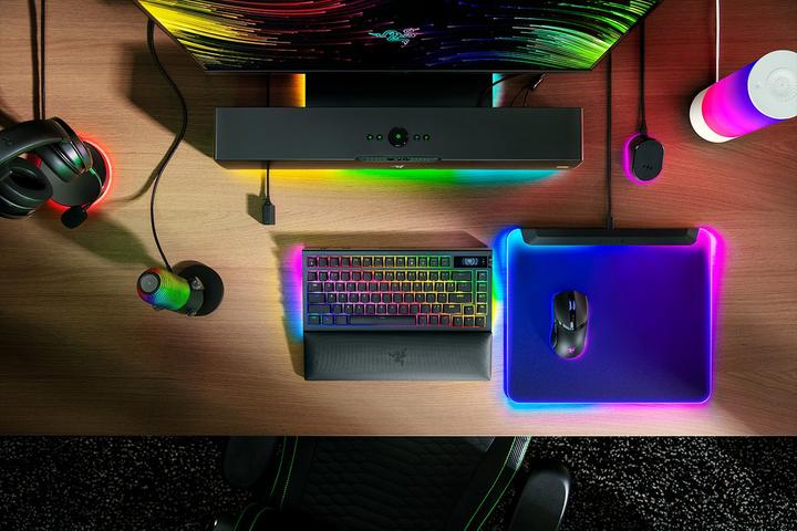 Image du produit Razer BlackWidow V4 Pro (ING. Int., Sans fil, Filaire)