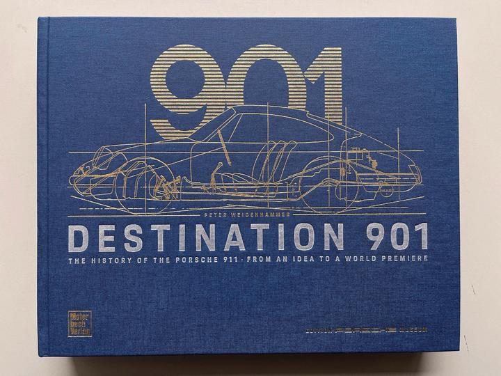 Destination 901 (Deutsch, Porsche Museum, 2023)