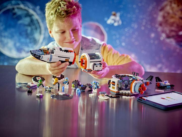Immagine prodotto LEGO Galaxie Raumschiff (60446)