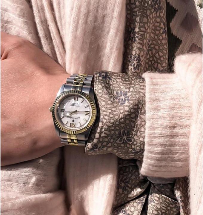 Image du produit Jacques du Manoir Inspiration Romaine, montre analogique à quartz avec bracelet bicolore (Montre analogique, Swiss Made, 34 mm)