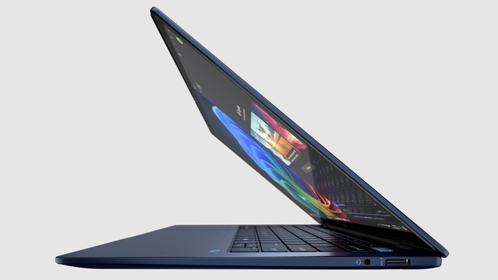 Produktbild HP EliteBook Ultra 14 inch G1q Notebook AI PC, Qualcomm Snapdragon, 35,6 cm (14"), 2240 x 1400 (14", Snapdragon X Elite X1E-78-100, 16 GB, 512 GB, CH)