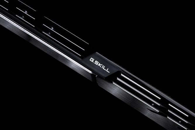 Productafbeelding G.Skill Drietand Z (2 x 8GB, 3200 MHz, DDR4 RAM, DIMM 288 pin)