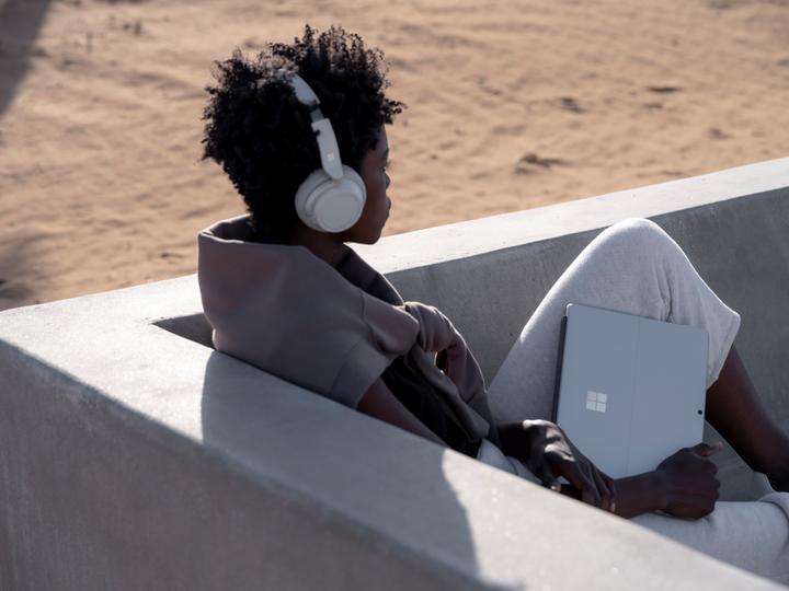 Productafbeelding Microsoft Surface Pro 8 (13", Intel Core i7-1185G7, 32 GB, 1000 GB, Zonder toetsenbordindeling)