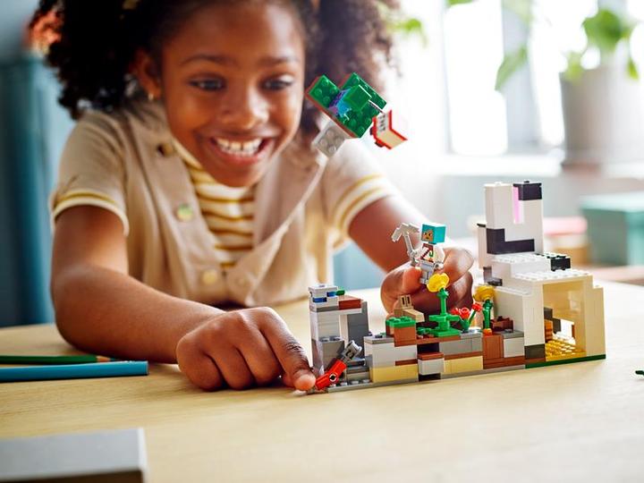 Actual product image LEGO The rabbit ranch (21181, LEGO Minecraft)