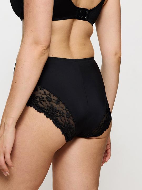 Actual product image Triumph Ladyform Soft maxi briefs (42, pack of 2)