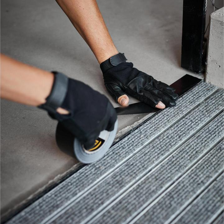 Actual product image Defender EXA-TAPE-VALUE B 50 - Fabric tape, black, glossy, 50 mm x 50 m (50 mm)