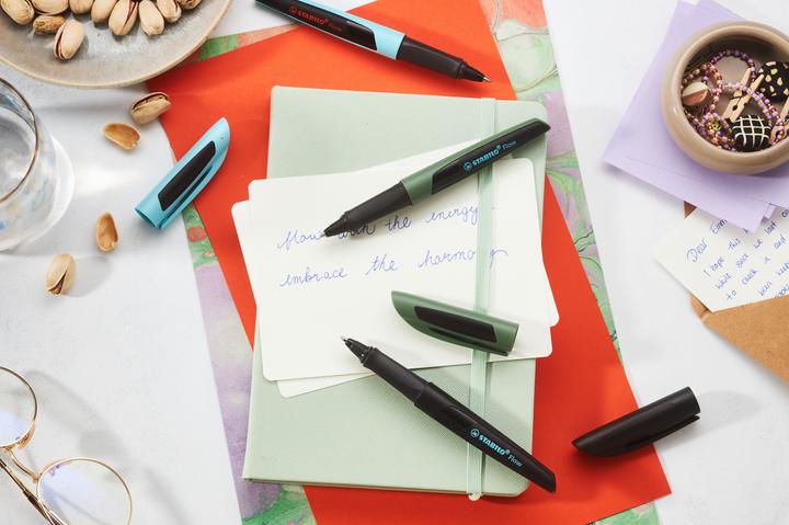 Produktbild STABILO Flow Kugelschreiber Display (purist blau, 16x)