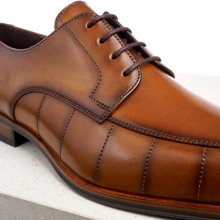 Produktbild Lloyd Salute (47)