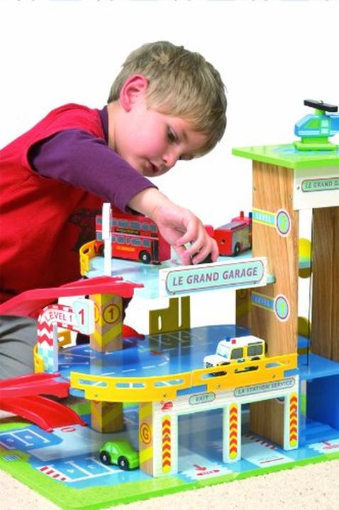 Actual product image Le Toy Van The big garage
