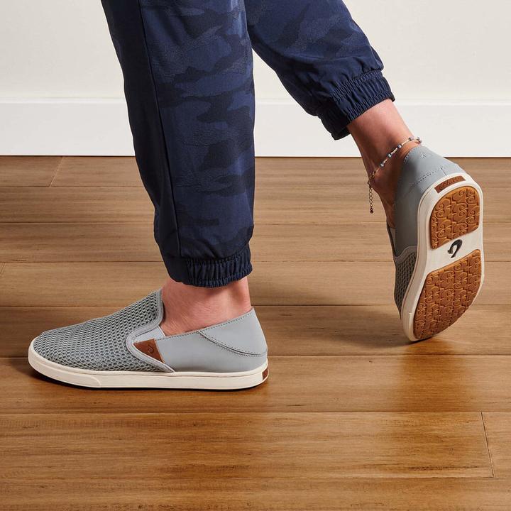 Actual product image OluKai Pehuea (36.5)