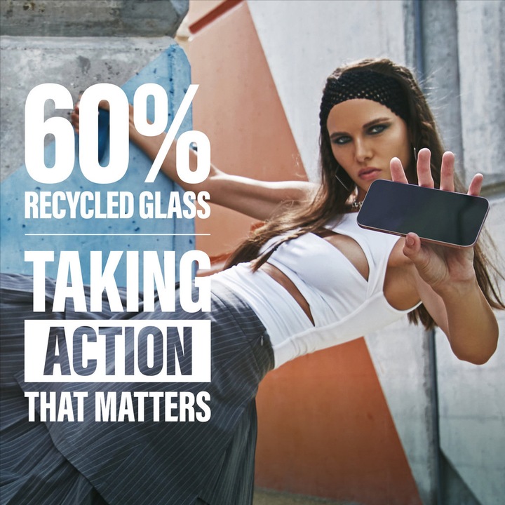 Actual product image PanzerGlass Safe. (1 Piece, Apple iPhone 16 Pro)