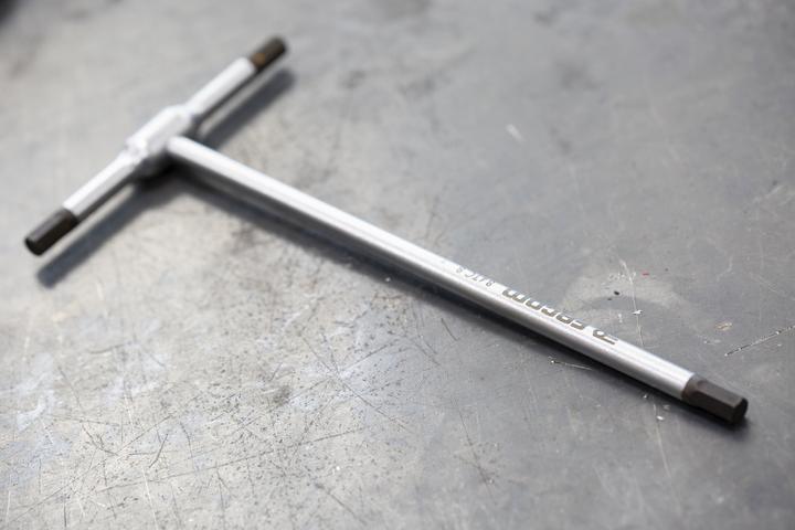 Image du produit Facom 5 clés à 6 pans avec poignée en T 38 mm